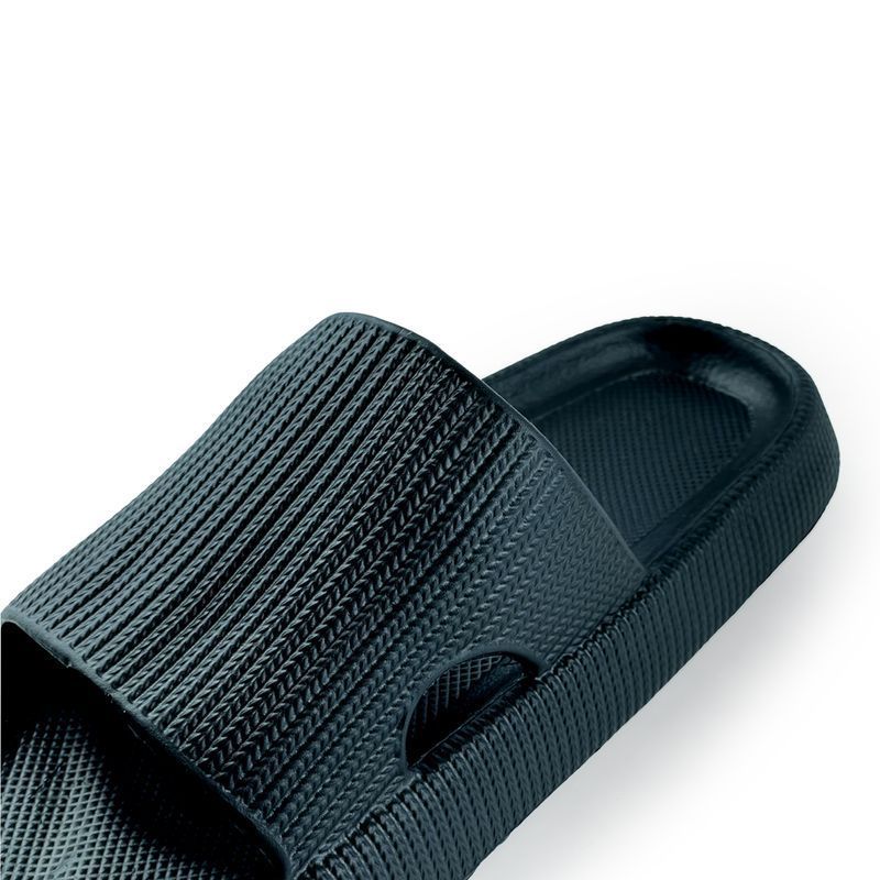 Шльопанці Shoozy колос black 38-39